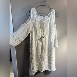 DR2 Cream Lace Cold Shoulder Dress